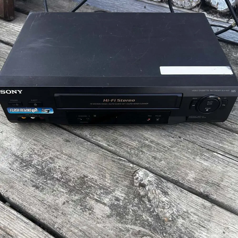 Sony SLV-N51 Hi-Fi Stereo VHS Video Cassette Recorder VCR